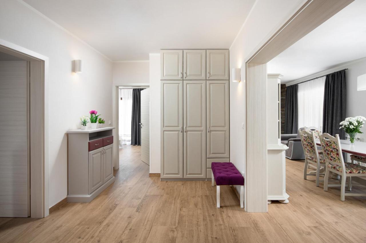 Villa Vesna With Sauna, Hot Tub Potpićan المظهر الخارجي الصورة