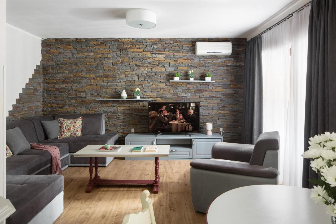 Villa Vesna With Sauna, Hot Tub Potpićan المظهر الخارجي الصورة
